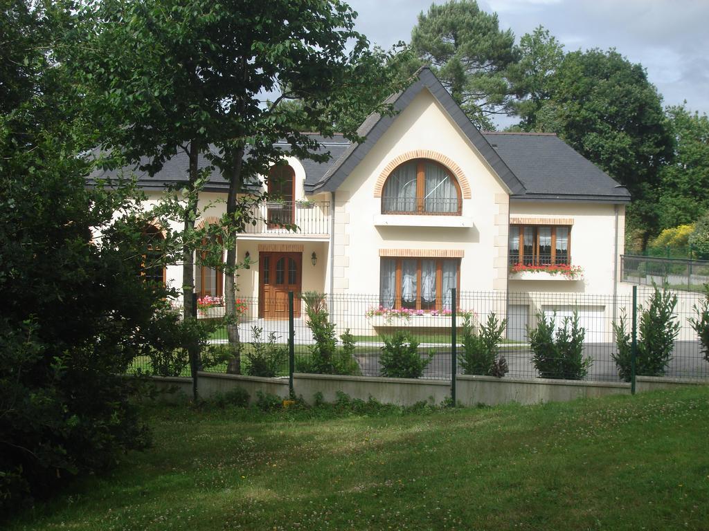 Le Petit Etang Bed & Breakfast La Trinite-Surzur Exterior photo
